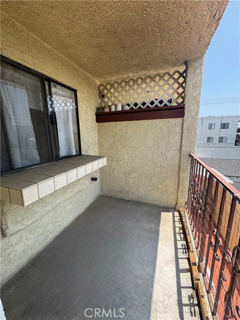 1162 Winchester Avenue, Glendale CA: https://media.crmls.org/medias/4c2a3886-5b1a-413a-9181-96941e4e7561.jpg