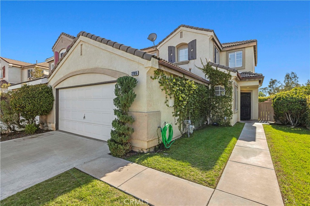 Beautifully updated 3-bedroom, 3-bathroom home located on a quiet cul-de-sac in the desirable Valencia Northpark community. Renovated in 2025, this move-in-ready home features tile flooring throughout the first level, wood shutters throughout, and an open-concept layout filled with natural light. The kitchen boasts brand new appliances, quartz countertops with matching backsplash, and modern cabinetry. Upstairs, a spacious loft offers additional living space—perfect for a media room or home office.

The large primary suite includes high vaulted ceilings and stunning views of Six Flags Magic Mountain. Enjoy a private backyard ideal for entertaining, complete with a built-in barbecue and privacy hedges all around. The attached garage features built-in cabinetry for tools and extra storage. Located near scenic Northpark Paseos walking trails, award-winning schools, shopping, and dining. No Mello Roos and low HOA—this is Valencia living at its finest!