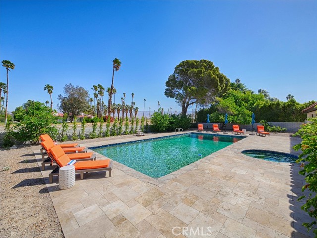 Detail Gallery Image 4 of 48 For 3060 E Verona Rd, Palm Springs,  CA 92262 - 5 Beds | 3 Baths