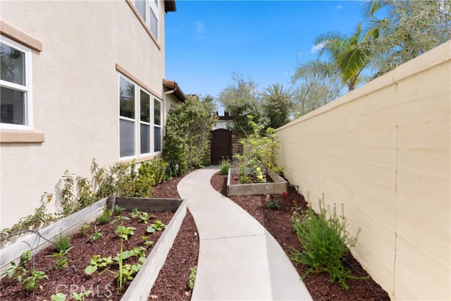 21 Calle Vista Del Sol, San Clemente CA: https://media.crmls.org/medias/4c2b79da-c2b9-4f37-a4ca-3a00970834e5.jpg