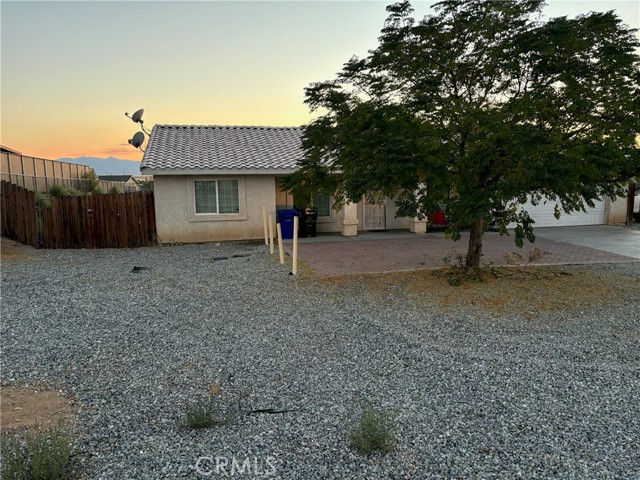 Detail Gallery Image 2 of 8 For 16706 Majela Ave, Victorville,  CA 92394 - 3 Beds | 2 Baths