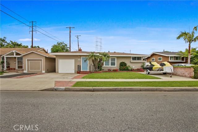 6909 Henrilee St, Lakewood, CA 90713