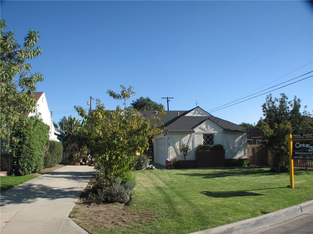 10834 Cord Ave, Downey, CA 90241