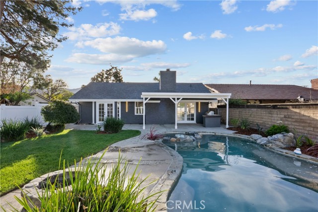 Image 31 of 35 For 25072 Atwood