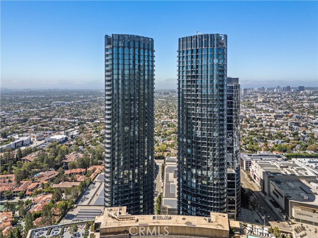 211 W Elm Court, Los Angeles CA: https://media.crmls.org/medias/4c2ee0e3-1e33-4ce2-a7a8-d4595cdb4616.jpg