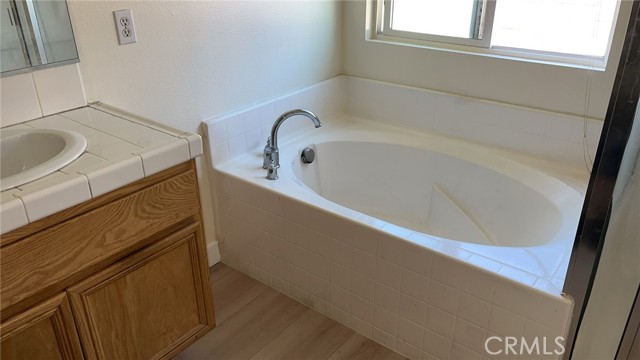 Detail Gallery Image 14 of 21 For 2753 E Norberry St, Lancaster,  CA 93535 - 4 Beds | 2 Baths