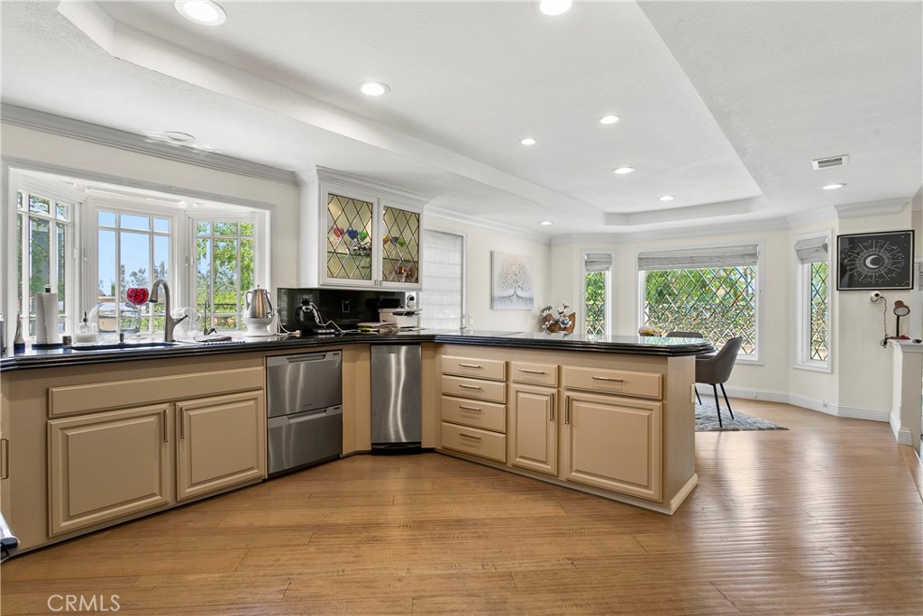 4c2f22d9 028c 4ca6 B89d 46dfb983fe7d