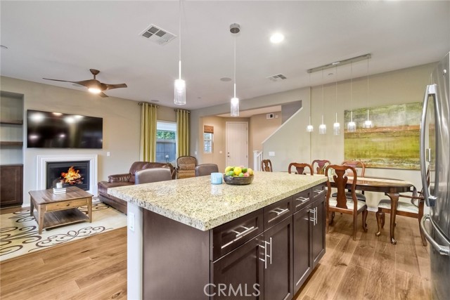 Detail Gallery Image 8 of 43 For 2076 Blue Oak Ln, Vista,  CA 92084 - 3 Beds | 2/1 Baths