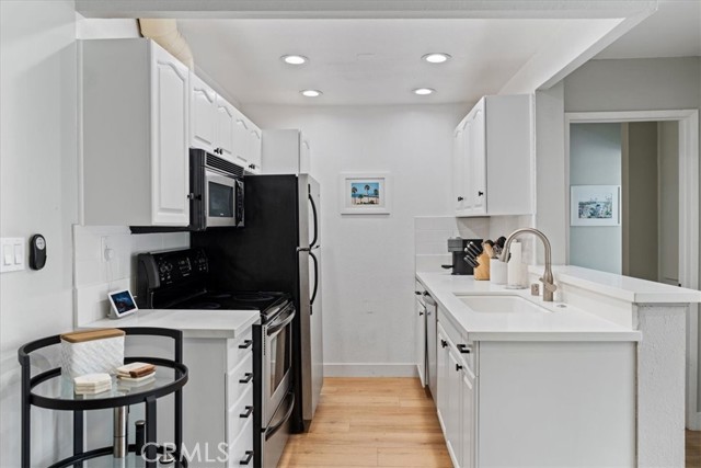 Detail Gallery Image 16 of 42 For 8163 Redlands #2,  Playa Del Rey,  CA 90293 - 1 Beds | 1 Baths