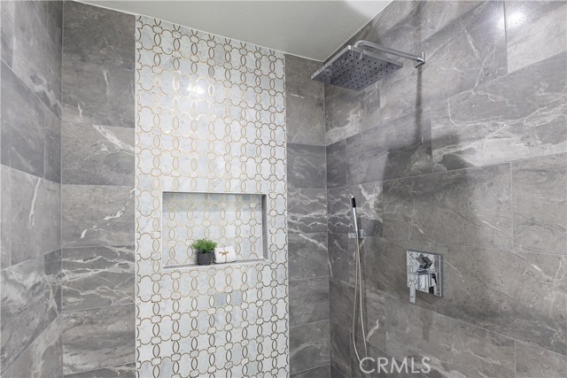 14055 Santa Barbara Street, La Mirada CA: https://media.crmls.org/medias/4c305bbe-0c0f-4377-bd0d-8dba9275caa6.jpg