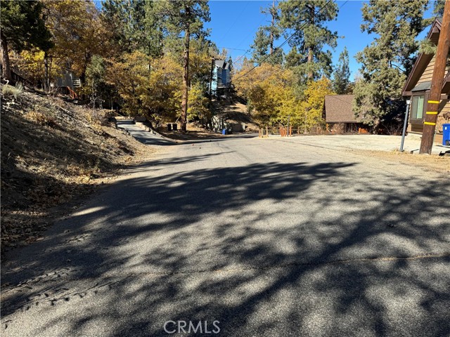 Detail Gallery Image 13 of 23 For 1203 S Minton Ave, Big Bear City,  CA 92314 - – Beds | – Baths