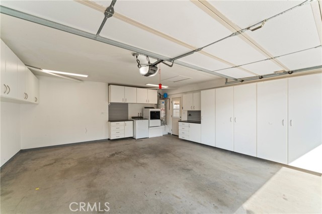 2095 Wetstone Court, Thousand Oaks CA: https://media.crmls.org/medias/4c3173ff-ec9b-42a8-a40c-feed8779fcc9.jpg