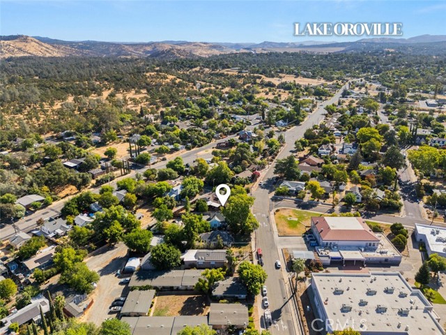 2870 Orange Avenue, Oroville CA: https://media.crmls.org/medias/4c31cfbc-a6e2-4555-a6d9-f417fab629c2.jpg