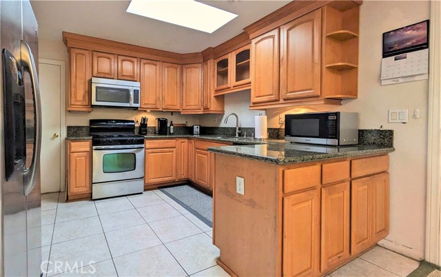 4513 Bidwell Street photo 6