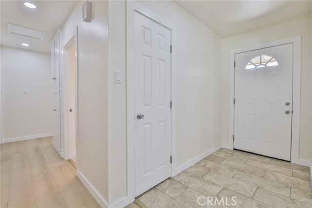 511 Gwynwood Avenue, La Habra CA: https://media.crmls.org/medias/4c321deb-65c7-4cf8-8f51-b41a5b14e13d.jpg