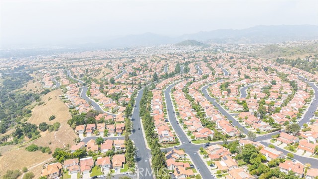 19448 Crystal Ridge Lane, Porter Ranch CA: https://media.crmls.org/medias/4c3264ab-a3c2-48e3-b04c-73d838e28168.jpg