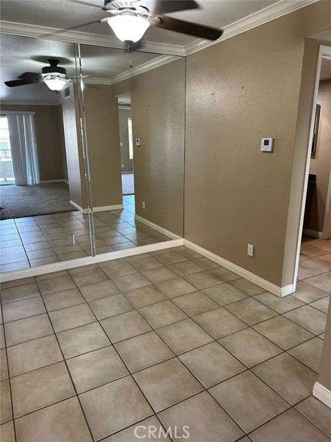 Detail Gallery Image 7 of 11 For 1980 Las Colinas Cir #206,  Corona,  CA 92879 - 1 Beds | 1 Baths