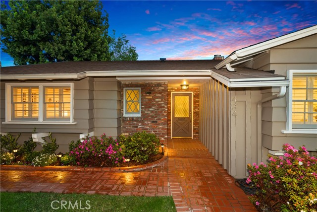 Detail Gallery Image 3 of 67 For 434 Wenham Rd, Pasadena,  CA 91107 - 3 Beds | 2 Baths