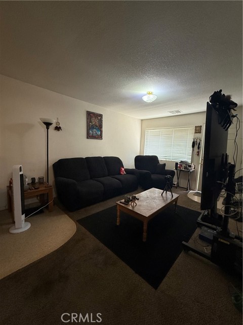 Detail Gallery Image 6 of 10 For 620 Colusa Ave, Chowchilla,  CA 93610 - 2 Beds | 1 Baths