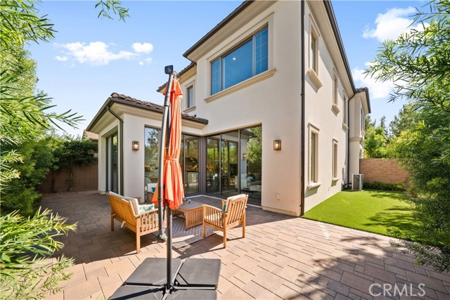 100 Viano, Irvine CA: https://media.crmls.org/medias/4c32d904-4066-4bbb-8793-d55db90372b8.jpg