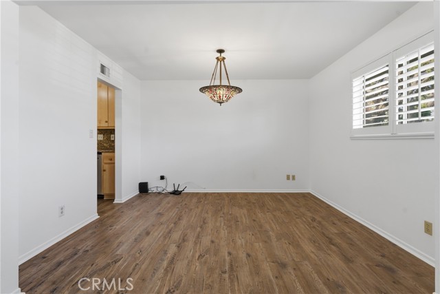 Detail Gallery Image 11 of 34 For 5604 Katherine, Simi Valley,  CA 93063 - 2 Beds | 1 Baths