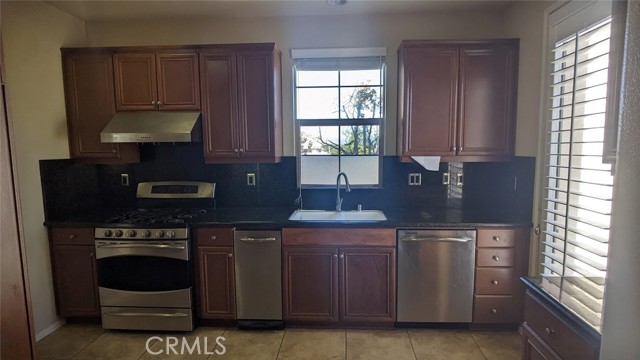 Detail Gallery Image 6 of 16 For 20306 Pienza, Porter Ranch,  CA 91326 - 2 Beds | 3 Baths