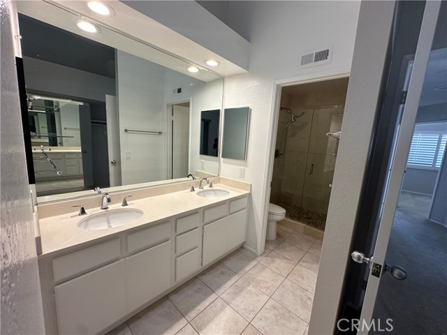 Detail Gallery Image 26 of 34 For 2211 Carob, Tustin,  CA 92782 - 3 Beds | 2/1 Baths