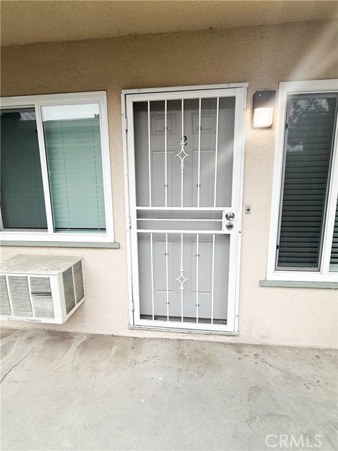 Detail Gallery Image 3 of 15 For 469 E Algrove, Covina,  CA 91723 - 2 Beds | 1 Baths