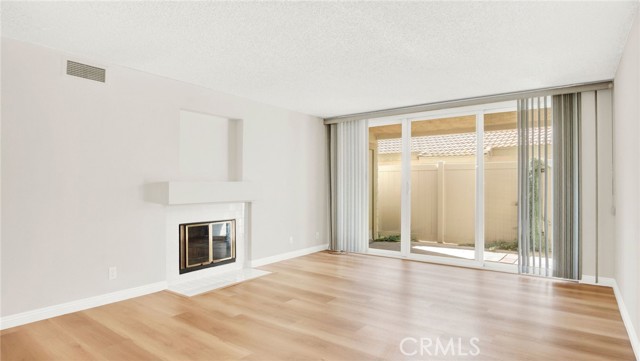 Detail Gallery Image 24 of 32 For 47 Town and Country, Pomona,  CA 91766 - 3 Beds | 2 Baths