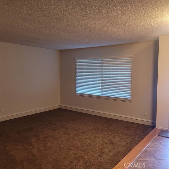 Detail Gallery Image 2 of 12 For 11251 Sweetwater Dr, Riverside,  CA 92505 - 3 Beds | 2 Baths