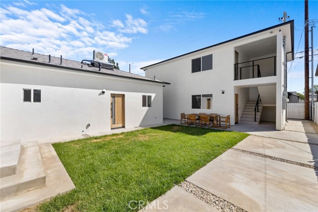 Detail Gallery Image 5 of 69 For 1504 N California, Burbank,  CA 91505 - – Beds | – Baths