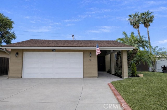 Detail Gallery Image 3 of 16 For 4924 E Budlong St, Anaheim,  CA 92807 - 3 Beds | 2 Baths