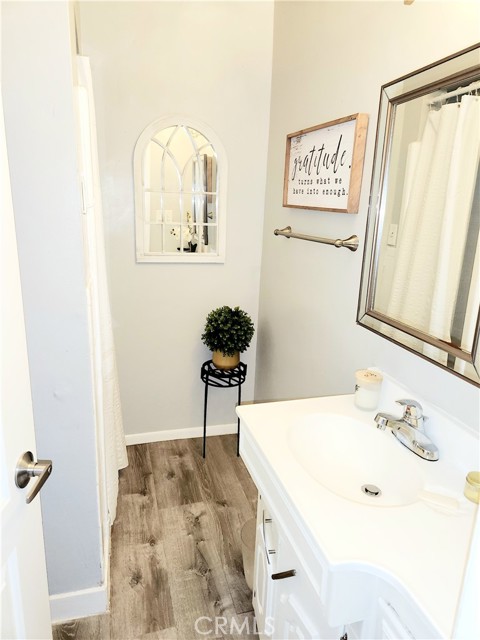 Detail Gallery Image 16 of 24 For 4530 N Cerritos Dr, Long Beach,  CA 90807 - 3 Beds | 2 Baths