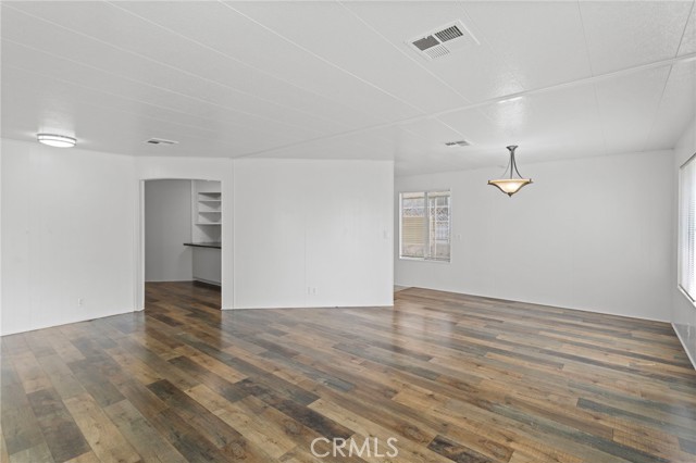11050 Bryant Street, Yucaipa CA: https://media.crmls.org/medias/4c34c27e-e110-43f1-94d9-8cb61759ed7a.jpg