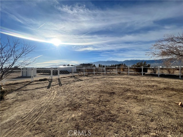 Detail Gallery Image 30 of 74 For 33895 Sunset Rd, Lucerne Valley,  CA 92356 - 5 Beds | 3/1 Baths