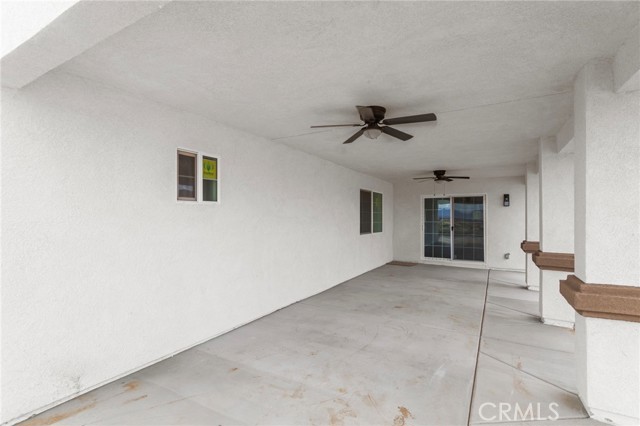 16925 Nanticoke Road, Apple Valley CA: https://media.crmls.org/medias/4c35985c-566f-4bb3-bc22-c2fe184302b4.jpg