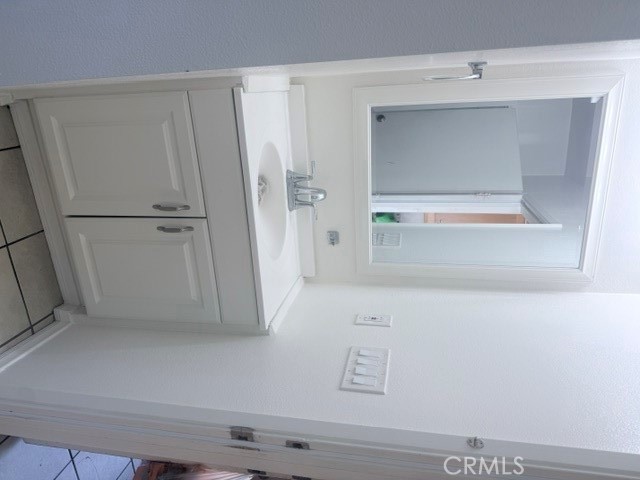 https://media.crmls.org/medias/4c35c39b-3080-4893-9c6c-11625d0e4feb.jpg?preset=X-Large