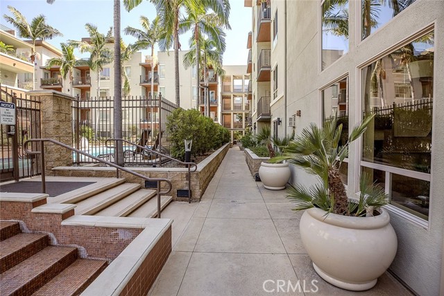 100 S Alameda Street, Los Angeles CA: https://media.crmls.org/medias/4c35faa5-3940-457f-af13-e55fa8bc0717.jpg