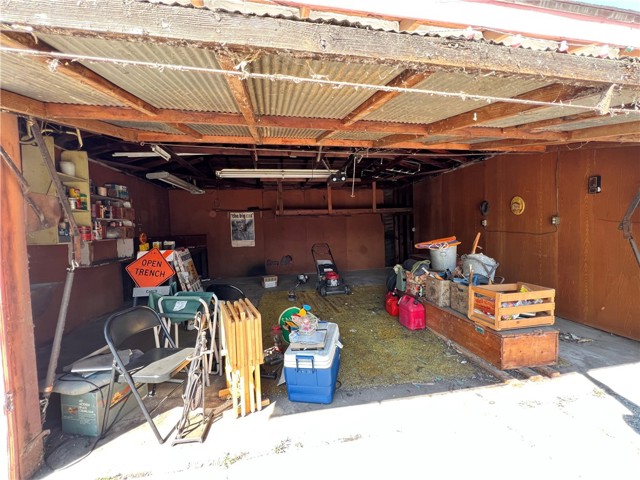3855 Maine Avenue, Baldwin Park CA: https://media.crmls.org/medias/4c369453-bde5-4030-a010-e09f6ea8a956.jpg