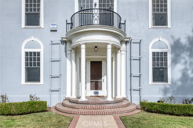 Detail Gallery Image 3 of 61 For 605 E Home Ave, Fresno,  CA 93728 - 5 Beds | 4/1 Baths