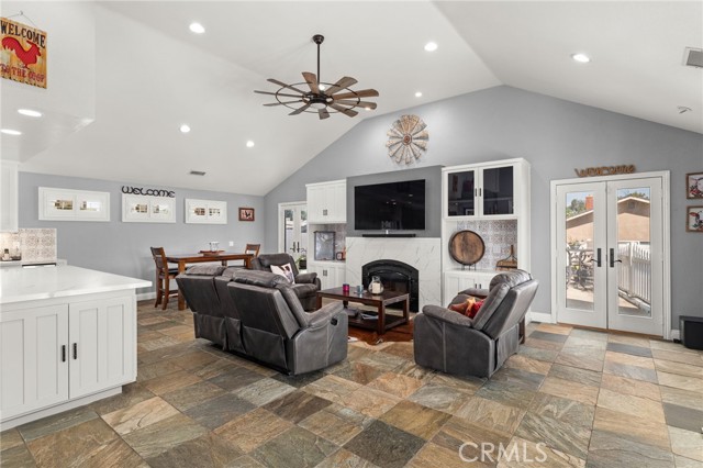 Detail Gallery Image 17 of 75 For 2320 Temescal, Norco,  CA 92860 - 4 Beds | 2 Baths