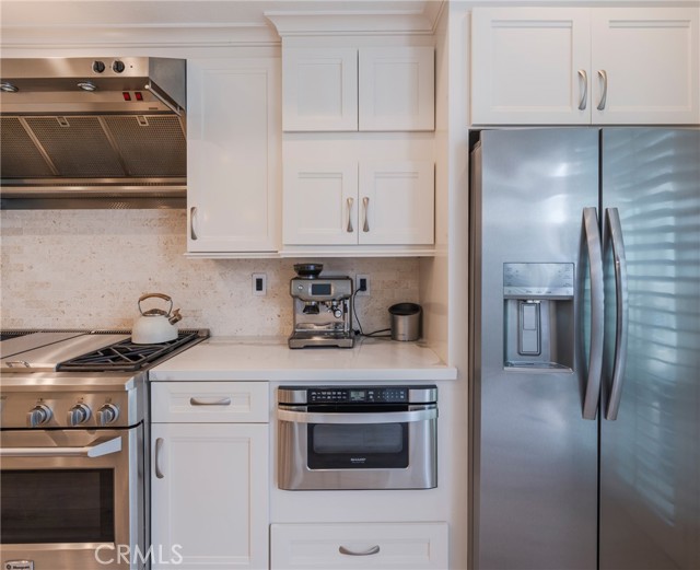 Detail Gallery Image 24 of 43 For 19561 Pompano Ln #104,  Huntington Beach,  CA 92648 - 4 Beds | 2/1 Baths