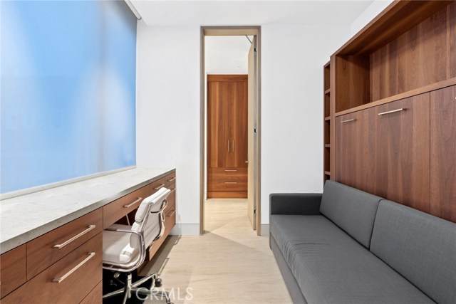 Detail Gallery Image 22 of 27 For 2108 E Oceanfront, Newport Beach,  CA 92661 - 5 Beds | 5/1 Baths