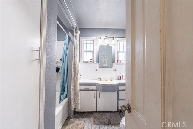 601 S Pearl Avenue, Compton CA: https://media.crmls.org/medias/4c3a39d9-d942-4a94-9f23-49e22a157051.jpg
