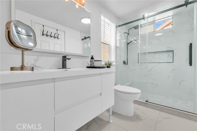 Detail Gallery Image 12 of 29 For 4842 Sapphire, Cypress,  CA 90630 - 3 Beds | 2/1 Baths