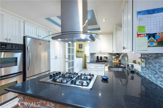21682 Impala Lane, Huntington Beach CA: https://media.crmls.org/medias/4c3b24c6-4f9a-426a-a16b-0eeb655aa7b1.jpg