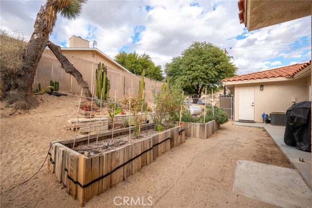 Detail Gallery Image 38 of 75 For 6140 Farrelo Rd, Yucca Valley,  CA 92284 - 3 Beds | 2 Baths