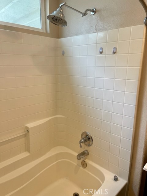 Detail Gallery Image 42 of 63 For 5220 Holstein Way, Jurupa Valley,  CA 92509 - 3 Beds | 2 Baths