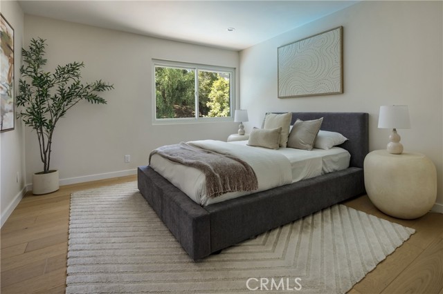24208 Hatteras photo 10
