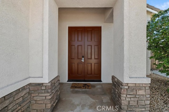 Detail Gallery Image 6 of 40 For 1378 Coral Gables, Corona,  CA 92881 - 4 Beds | 3 Baths